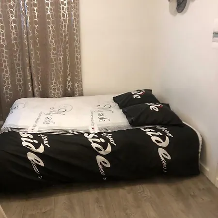 Apartment Escale